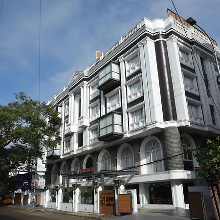 ホテル Rathna Residency - Near Us Consulate チェンナイ エクステリア 写真