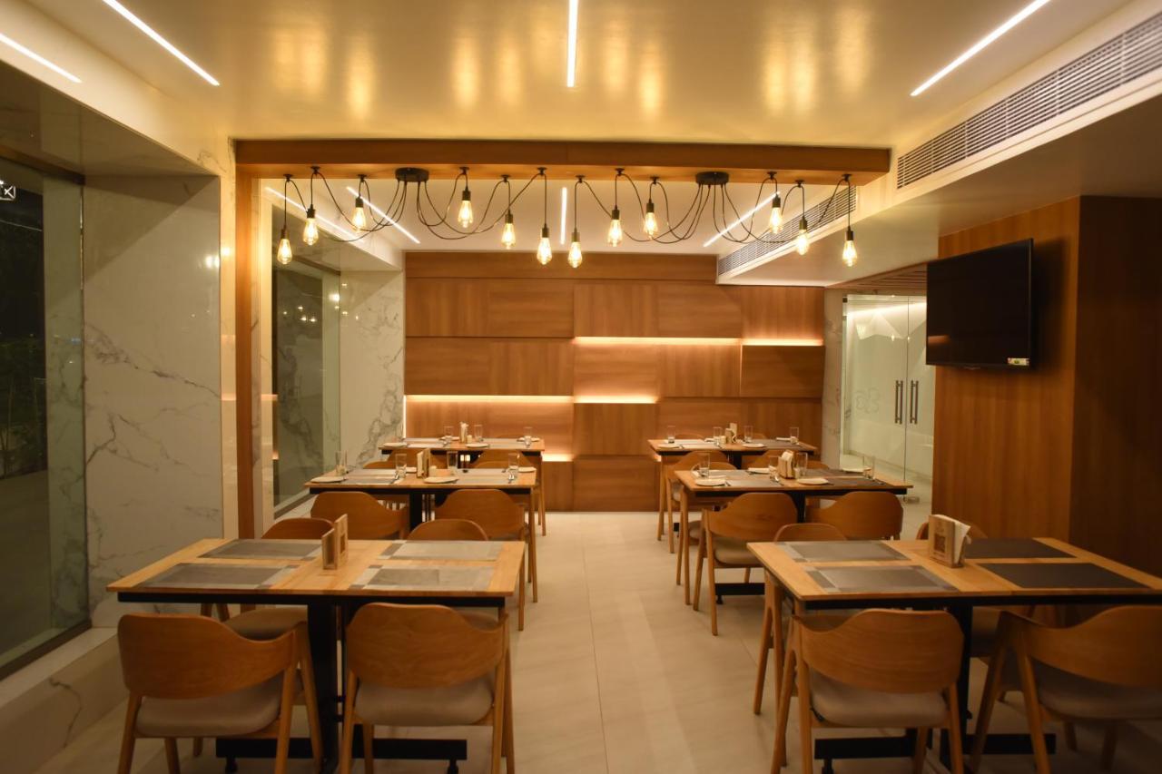 ホテル Rathna Residency - Near Us Consulate チェンナイ エクステリア 写真